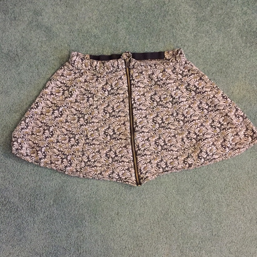Floral skater skirt with front zip